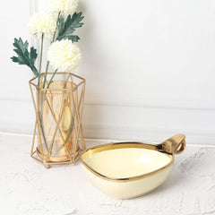 Luxury Cream Triangular Ceramic Serving Bowl – Gold Rim & Hook Handle, 19cm Deep Dish