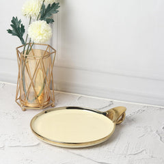 Elegant Cream Ceramic Round Serving Platter – Gold Rim & Hook Handle, 24cm