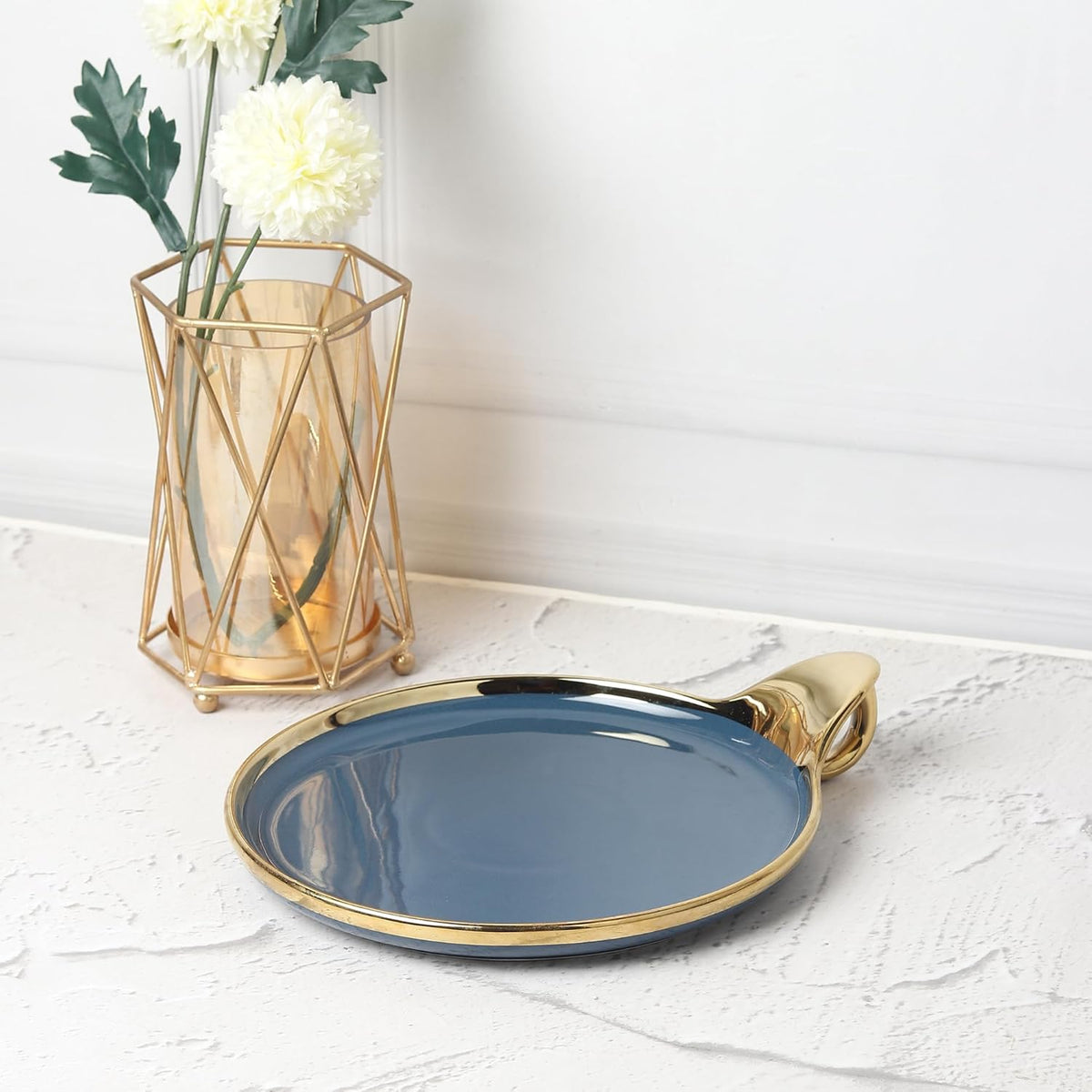 Elegant Blue Round Ceramic Serving Platter – Gold Rim & Hook Handle, 24cm
